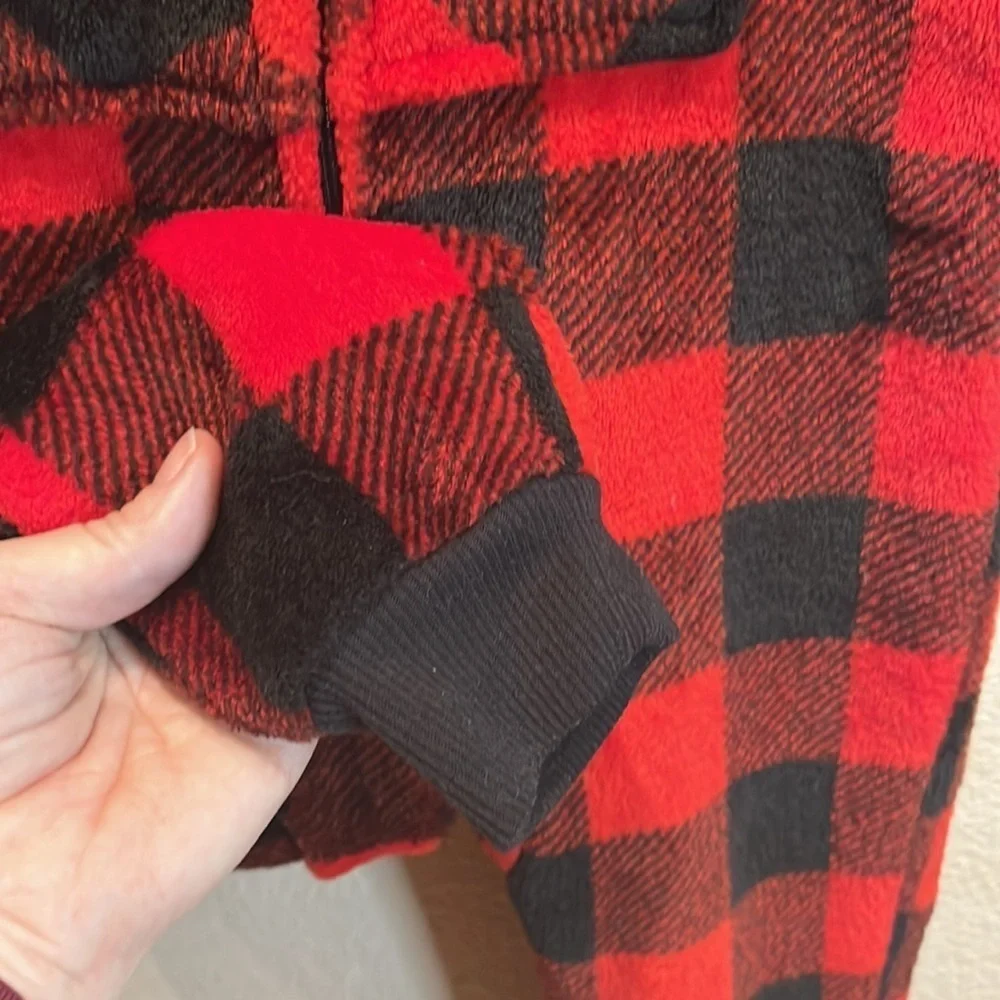 Cat & Jack Buffalo Plaid Plush Fleece One Piece Sleeper with Hood Size 4 Red